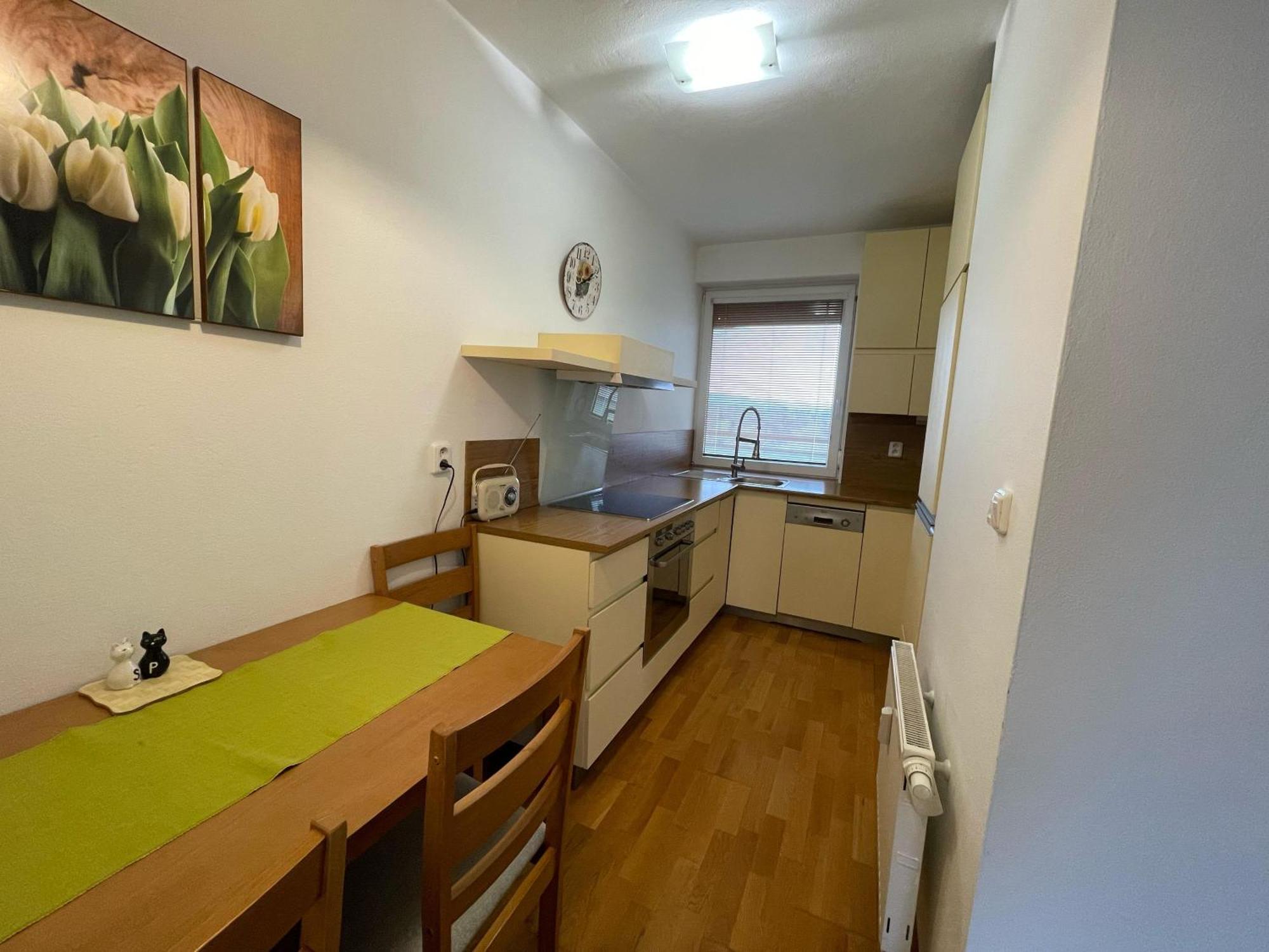 Apartment 3-bedroom With Views And Free Parking *