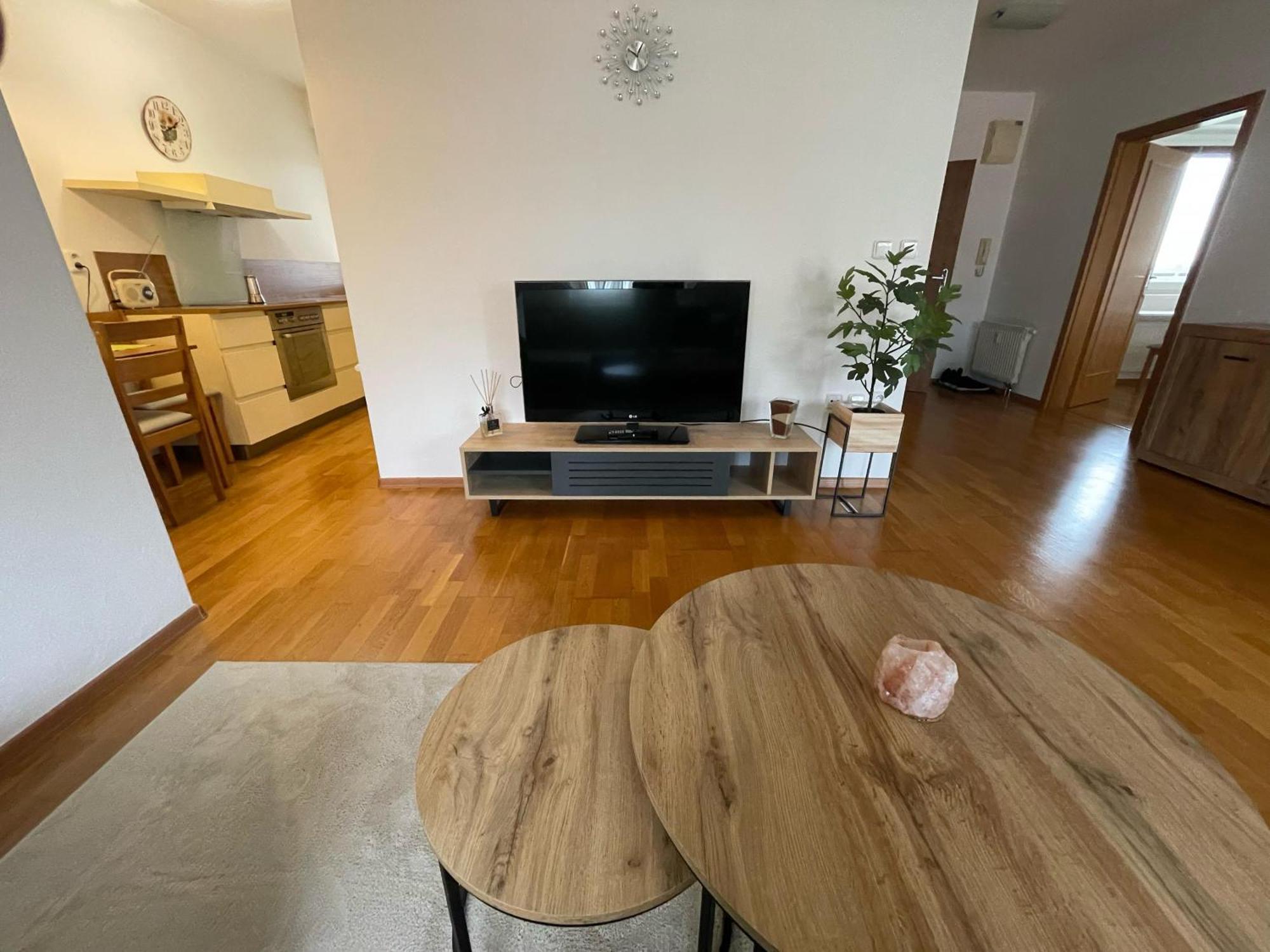 3-bedroom With Views And Free Parking * Bratislava